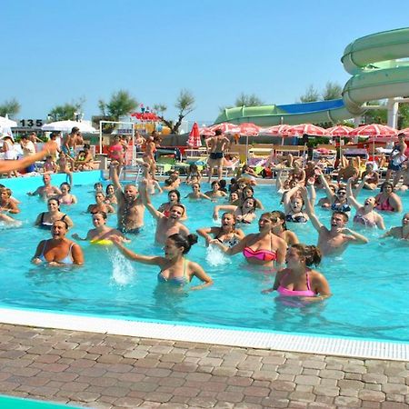 Hotel Niagara Riccione Kültér fotó