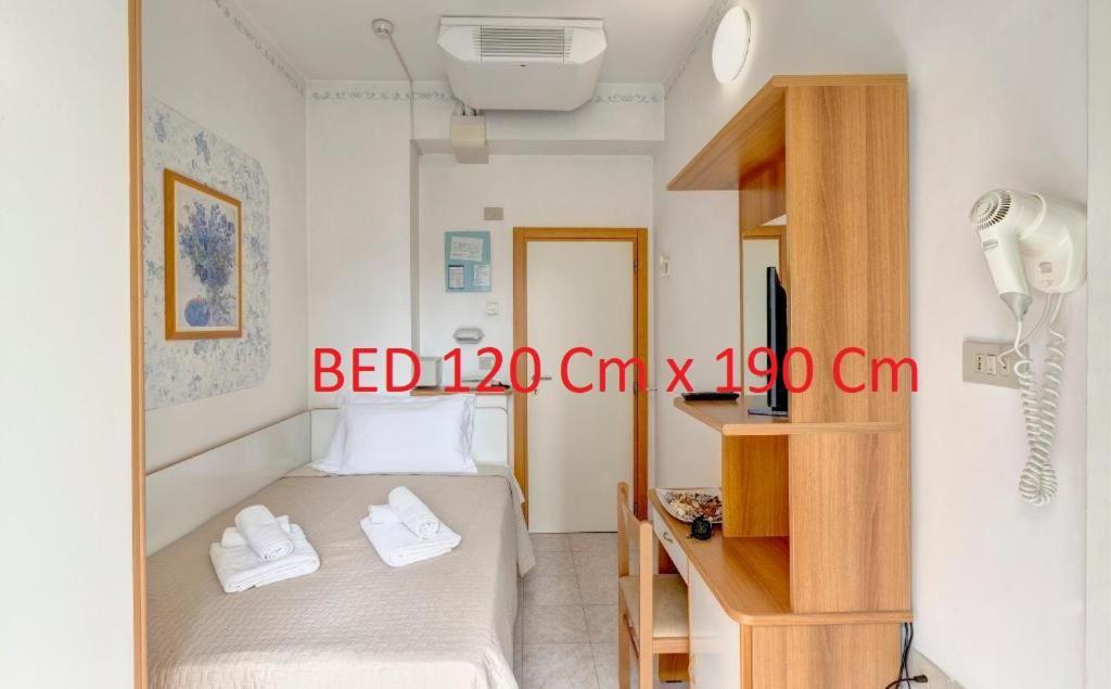 Hotel Niagara Riccione Kültér fotó