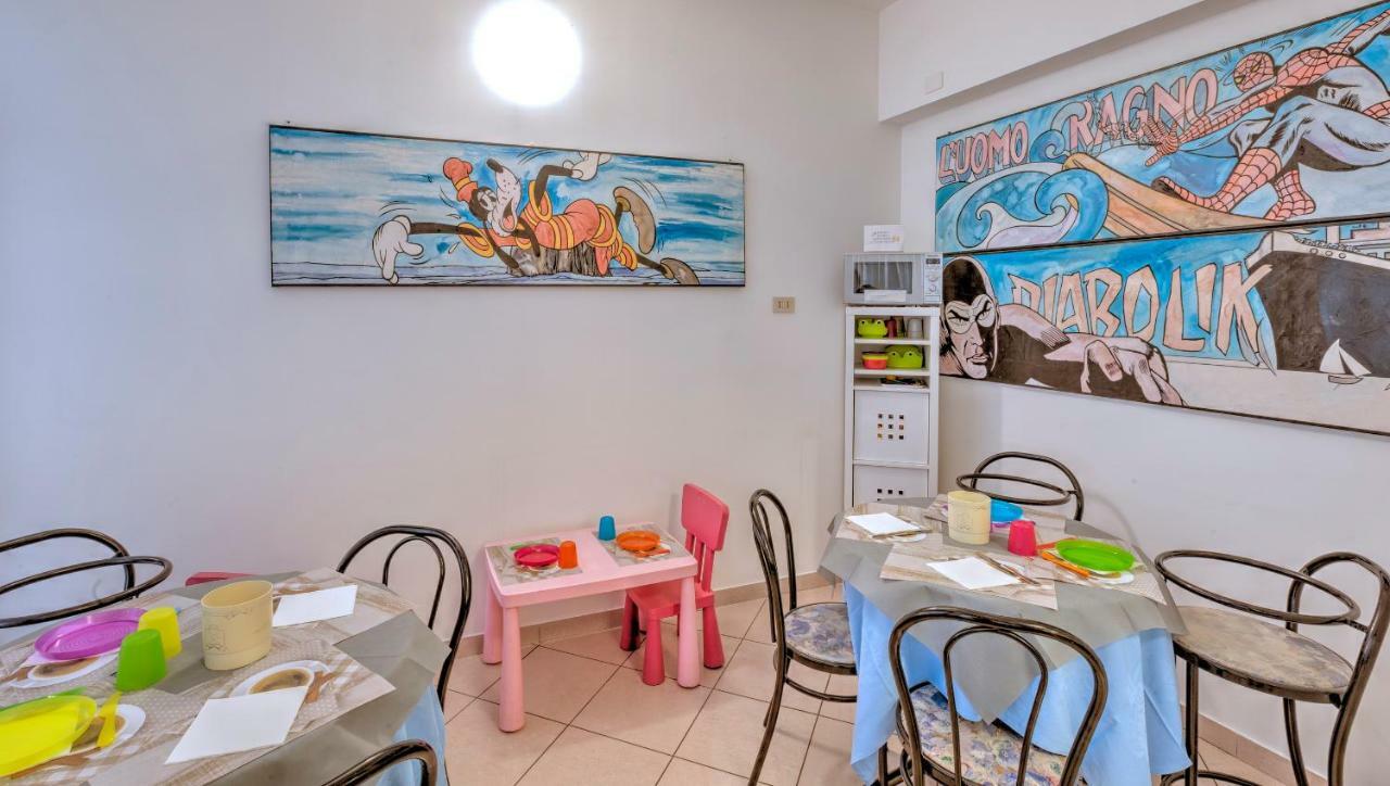 Hotel Niagara Riccione Kültér fotó